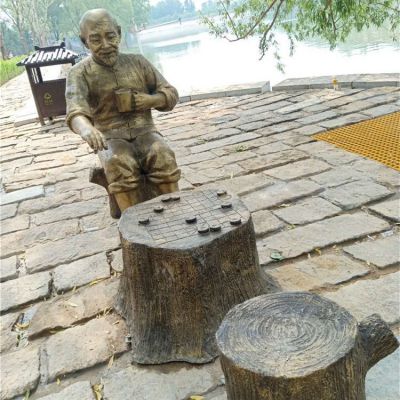 玻璃鋼樹墩，棋盤，老頭，公園情景雕塑