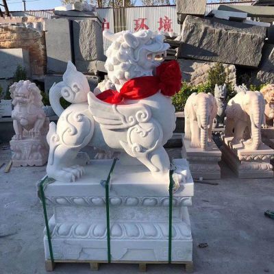 漢白玉石雕貔貅，門店看門神獸