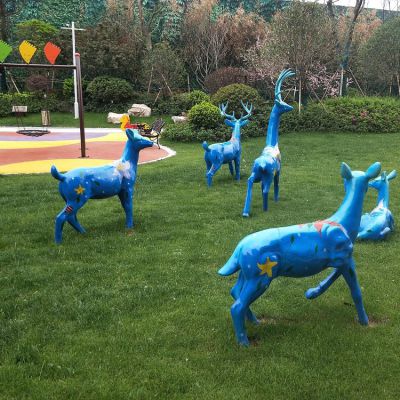 梅花鹿，公園草坪裝飾動物擺件